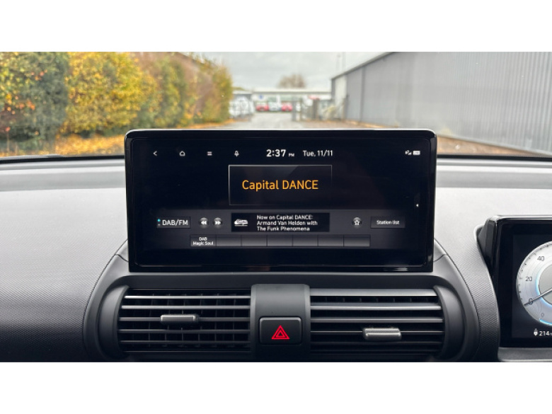 Hyundai INSTER 85kW 02 49kWh 5dr Auto Electric Hatchback